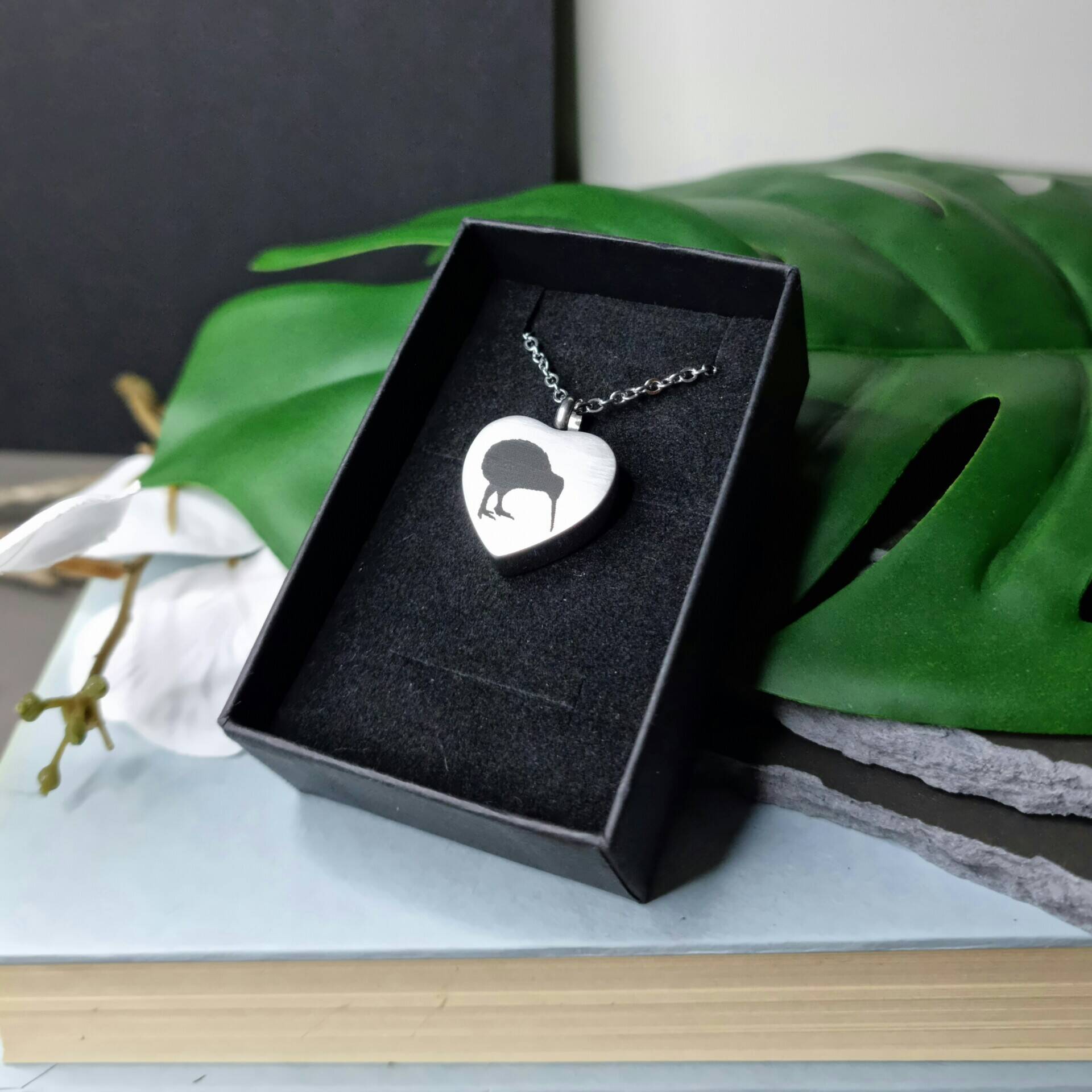Kiwi Engraved Keepsake Memorial Necklace Kiwi Engraved Keepsake Memorial Necklace with Box